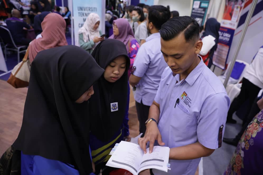 438162124_837078365119483_4457523959038388062_n