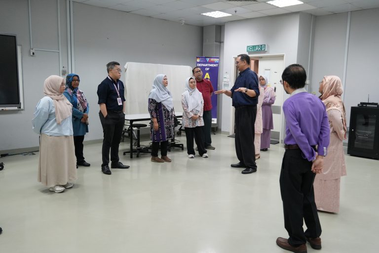 delegasi Universitas Indonesia 1