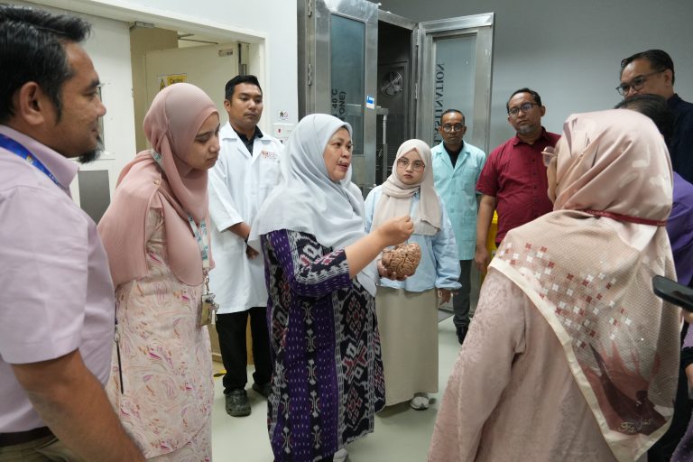 delegasi Universitas Indonesia 6