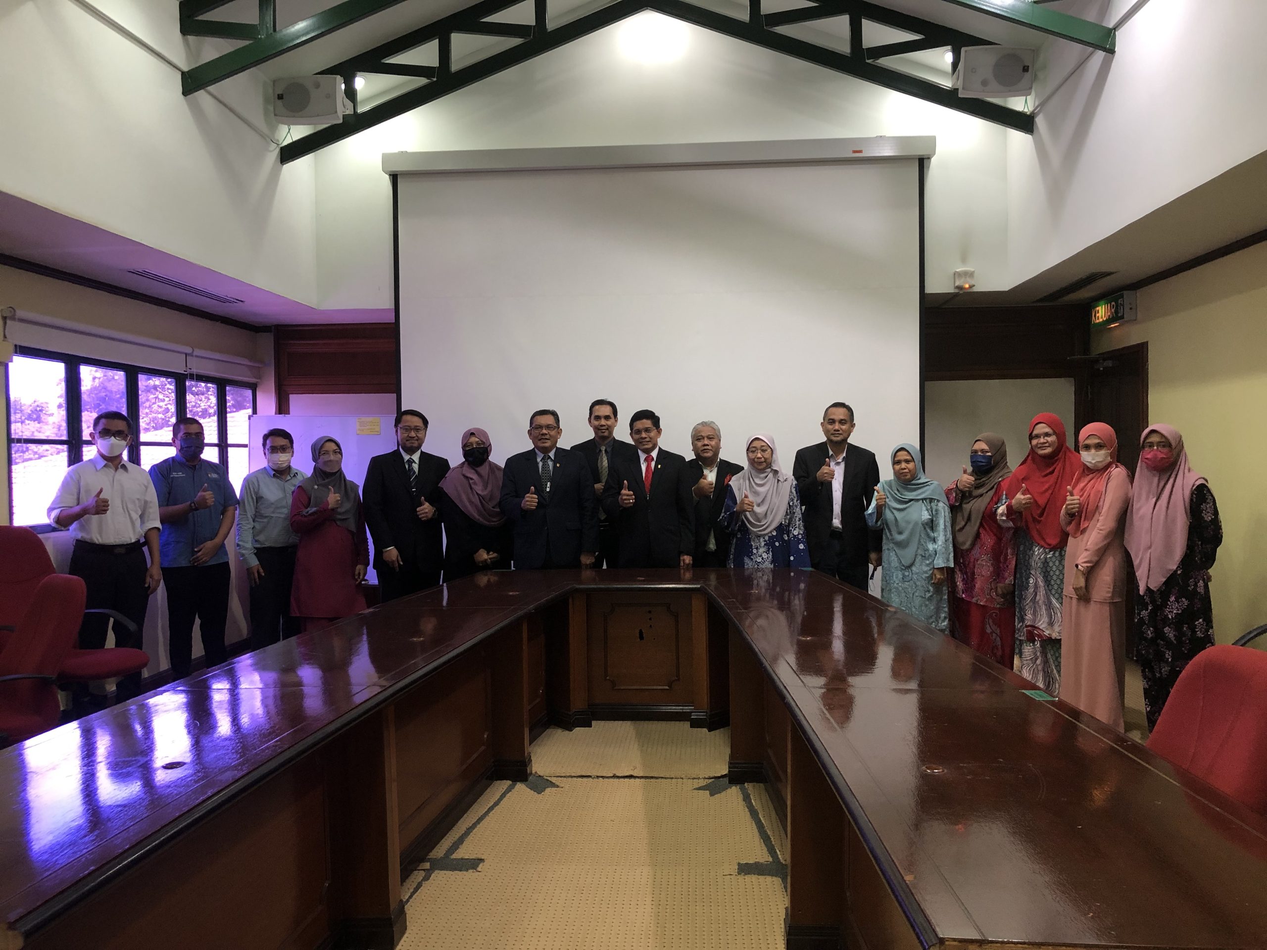 Mesyuarat Penyelarasan Permohonan (UKM) sebagai Pusat Penilaian APEL (PPA)(2)