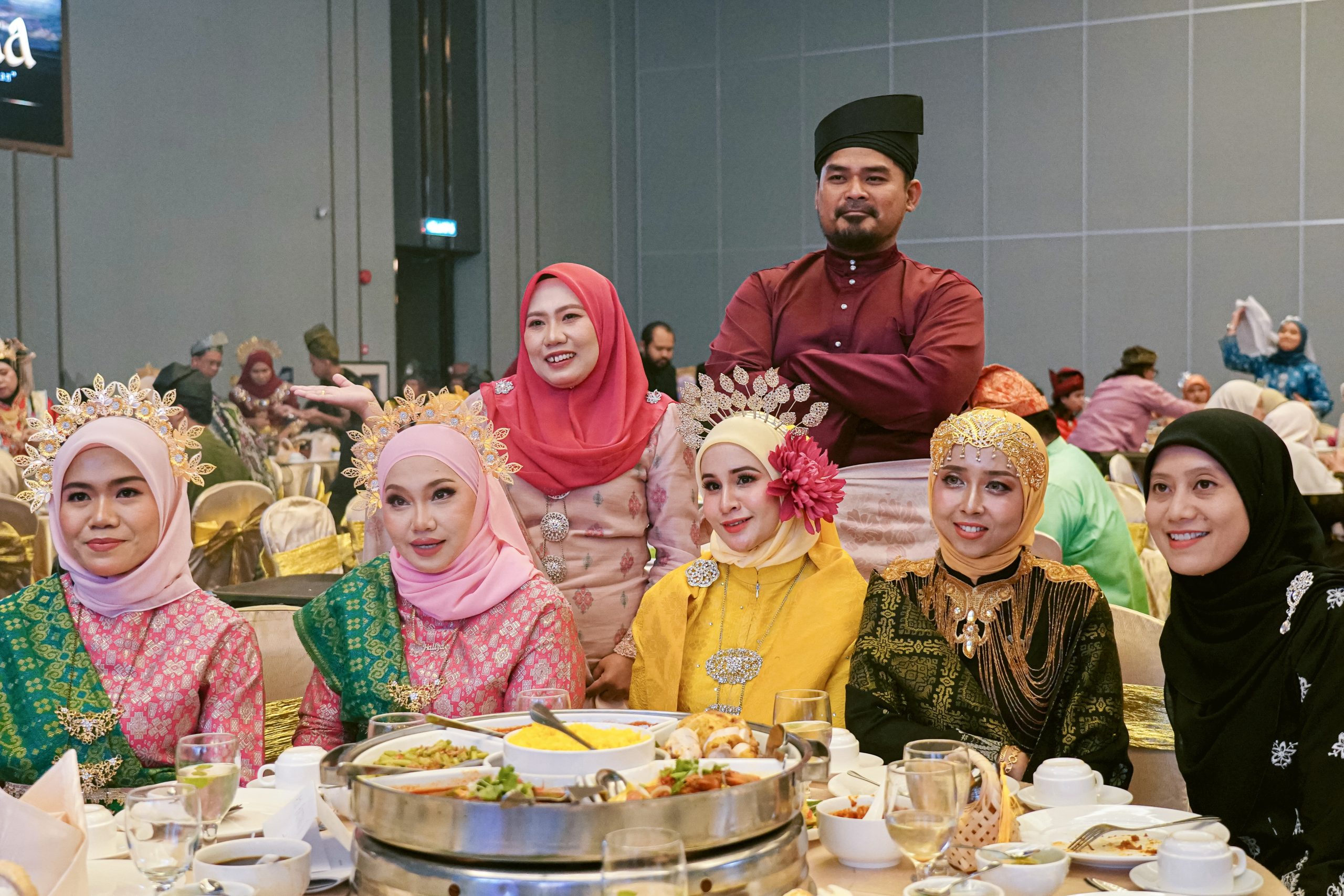 3FC67AEA-8A9B-469D-944E-CF9CA25F518C_1_201_a