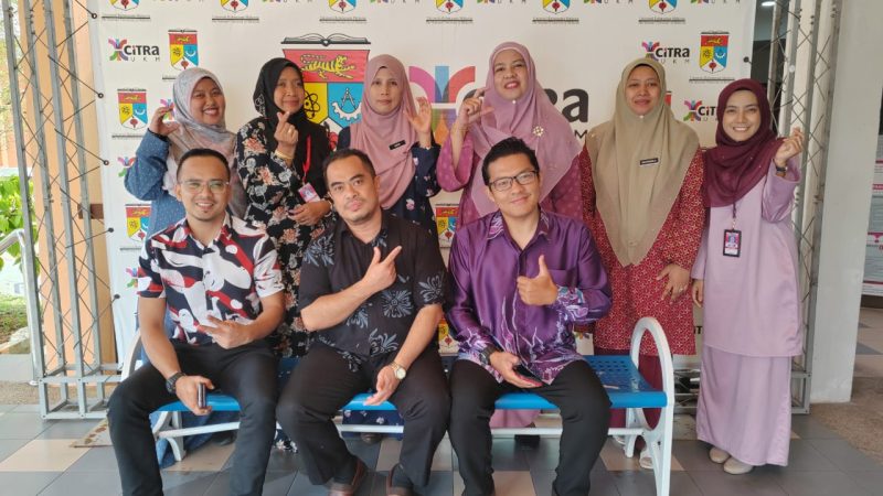 Dean of PPCU meets with teachers of the Malay language