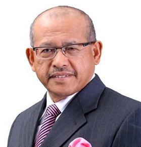 Tan Sri Dato’ Sri Abdul Aziz Abdul Rahman Pengerusi Lembaga Pengarah, Universiti Malaysia Pahang