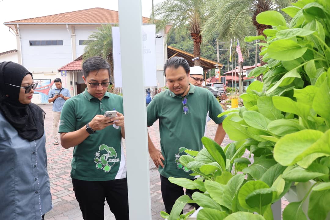 Santuni MADANI activity 6
