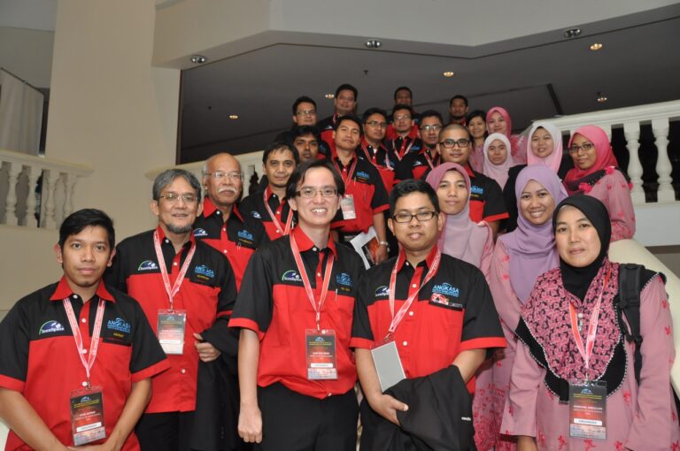 IconSpace 2013