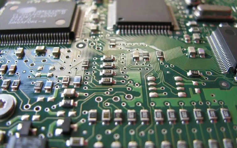 Satukan pakar lonjak industri pempakejan mikroelektronik