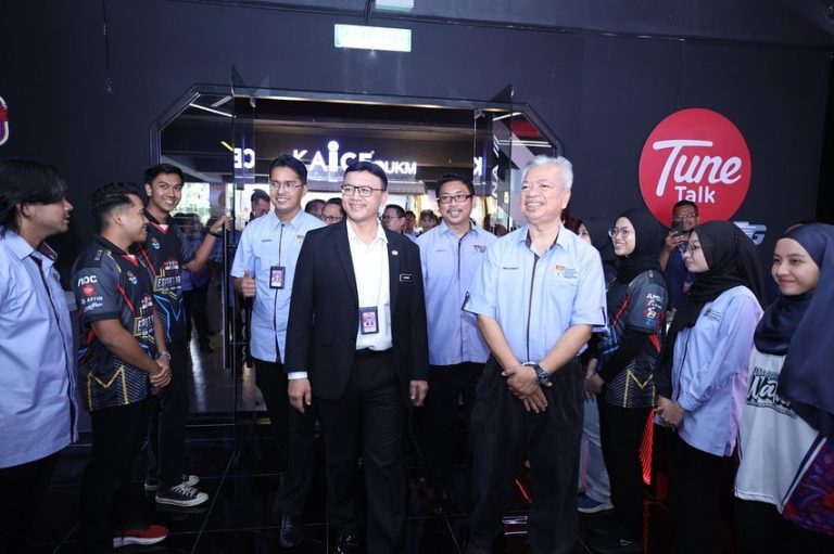 Perasmian, Aras 1 Bangunan Pusanika, Universiti Kebangsaan Malaysia