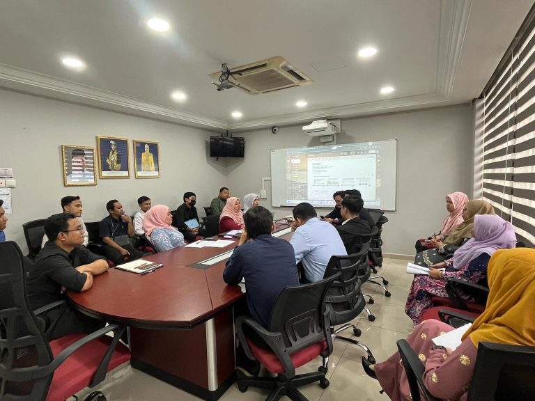Mesyuarat Pembukaan Penilaian Kendiri SPK3P Pusat Pengurusan Penjanaan UKM (JANA@UKM) Dan Yayasan Canselor UKM