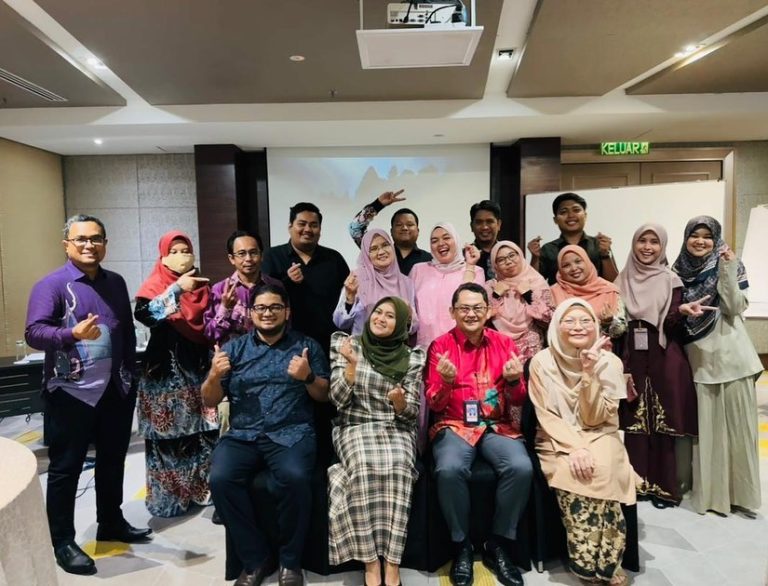 Majlis Penghargaan Puan Nurul Safaniza