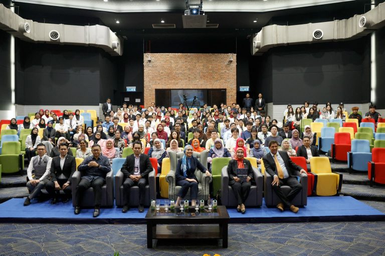 UKM ISN-SDG Public Lecture Highlights Geostrategic Negotiations for a Sustainable Future
