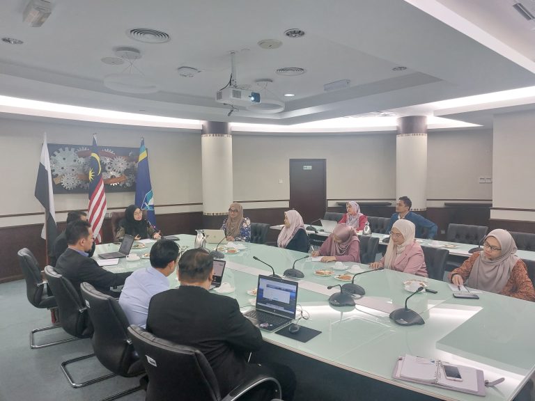 UKM Strategy Center Benchmarking Visit to Universiti Malaysia Pahang Al-Sultan Abdullah (UMPSA)