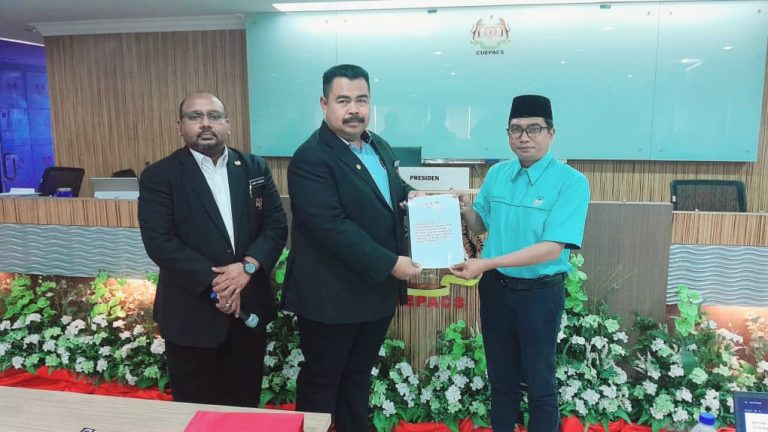 Wakil Kesatuan Kakitangan Am UKM (KESUKMA) Hadir Mesyuarat Jawatankuasa Gred Kewangan CUEPACS