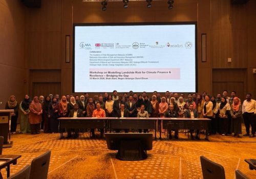 Sinergi TRIGGER: Meniti Jurang Risiko Tanah Runtuh & Kewangan Iklim