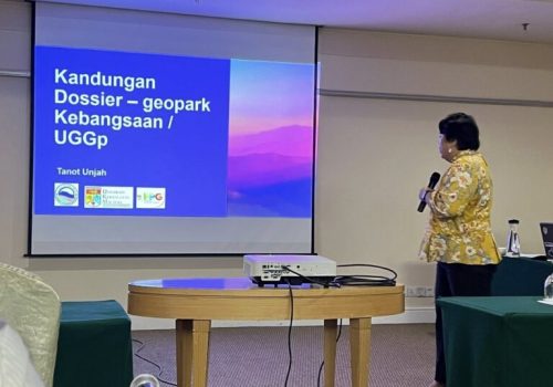 Jawatankuasa Pelaksana Geopark Perkukuh Kemahiran Penulisan Dossier Geopark Kebangsaan