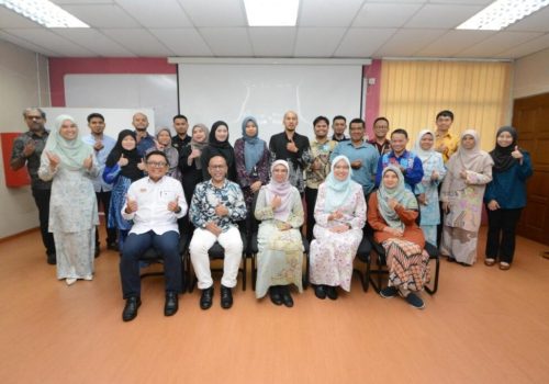 Dron di Sawah, Bukan Sekadar di Kertas Dasar: LESTARI Pacu Revolusi Pertanian Pintar