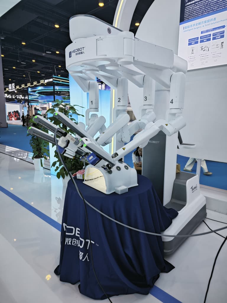 550187425_1096367522477638_2593946490720828160_n