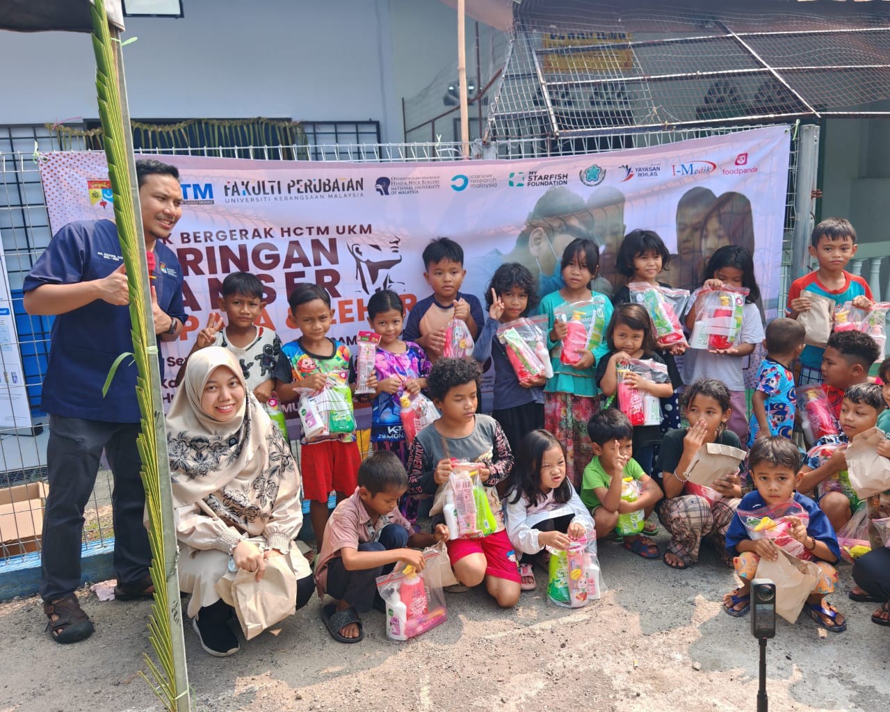 KHIDMAT MASYARAKAT