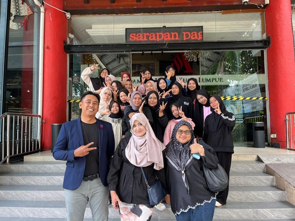 BEAUTY EXCHANGE: PERMATA REMAJA MEMPERKASA KEUSAHAWANAN INDUSTRI KECANTIKAN