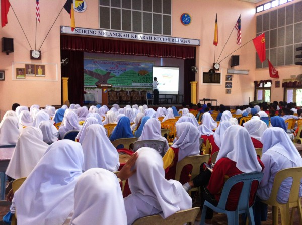 7. Meet The Scientist SMK Kedawang