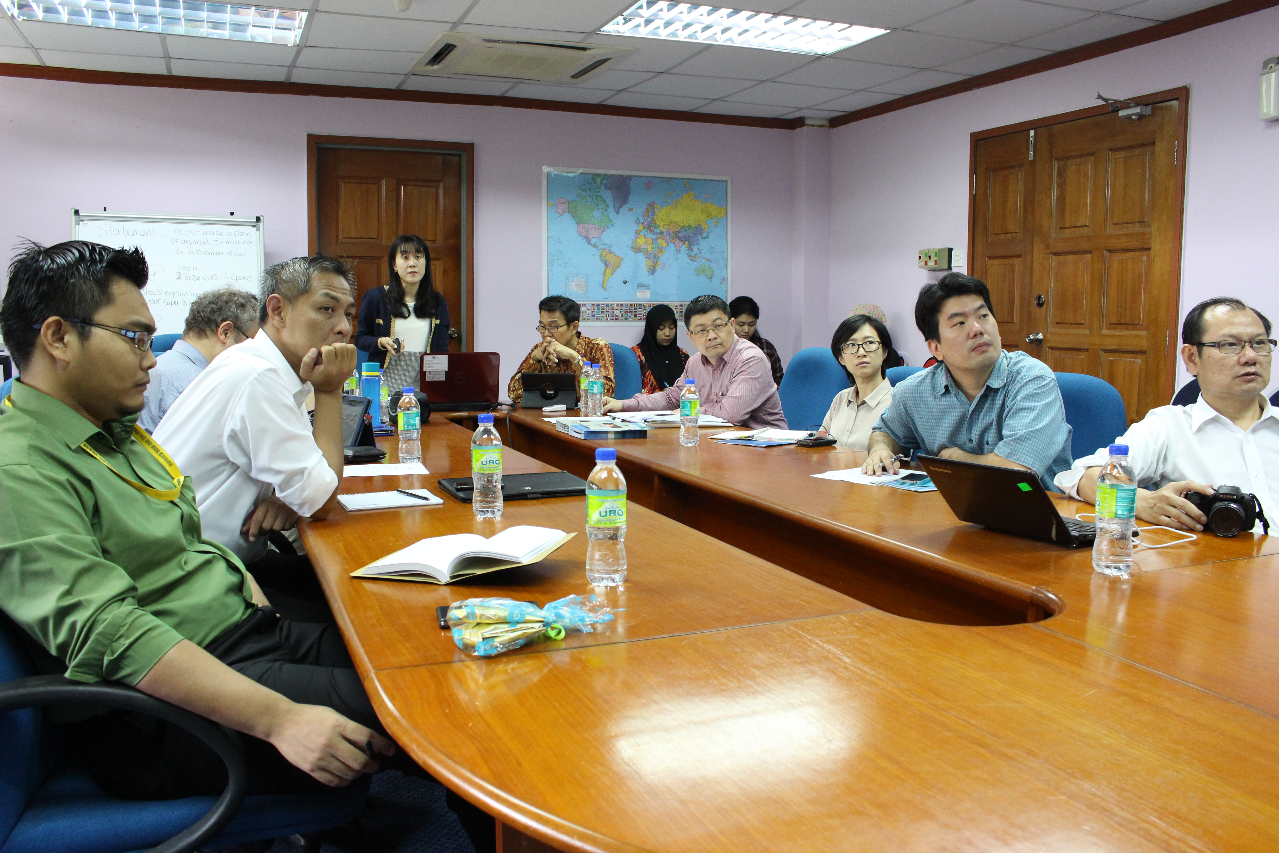 SSIR Roundtable: Inter-Governmental Collaboration between China and Malaysia–Towards a New Model of Economic Development