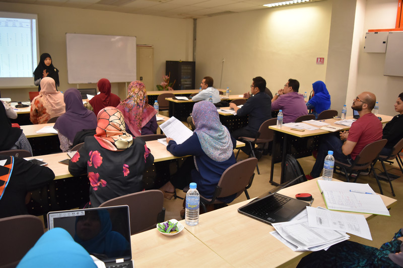 The UKM Graduate Centre Workshop Series 28/2017: Questionnaire Design ...
