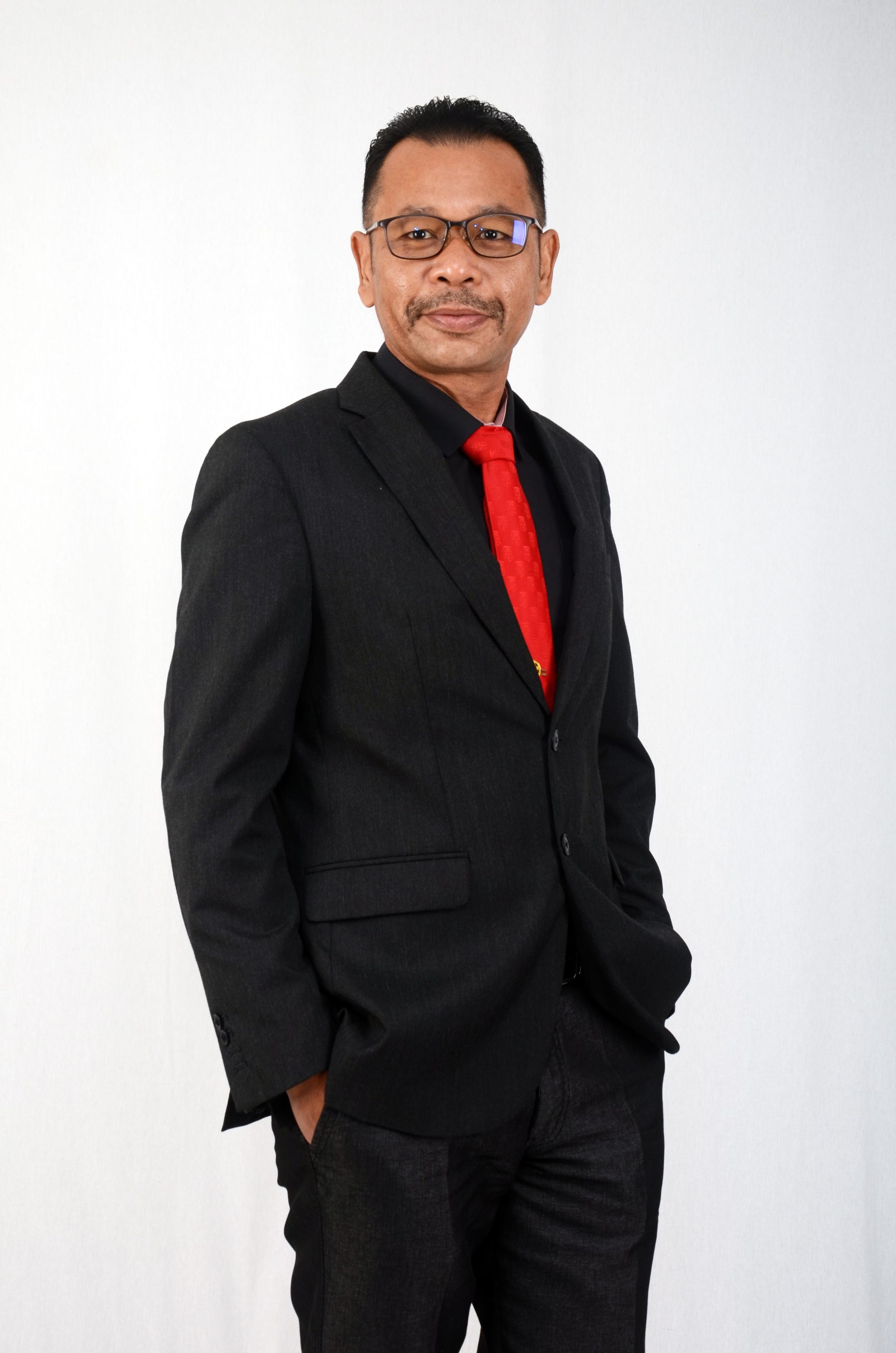 Mohamad Rodzi Bin Abd. Razak | Research Center for History, Politics ...