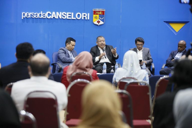 Siri Wacana Madani Siri 3: “Kestabilan Teras Kemakmuran Ekonomi”