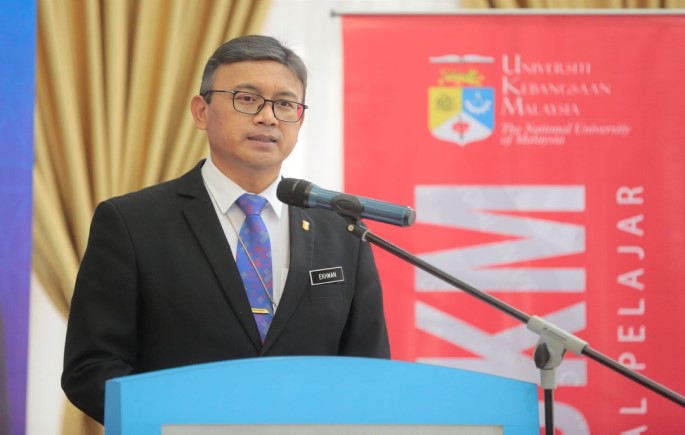 ukm-kumpul-sumbangan-rm315,536-untuk-bantuan-banjir