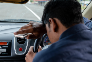 Mata Terbuka, Minda Tiada: Bahaya Senyap Era Digital