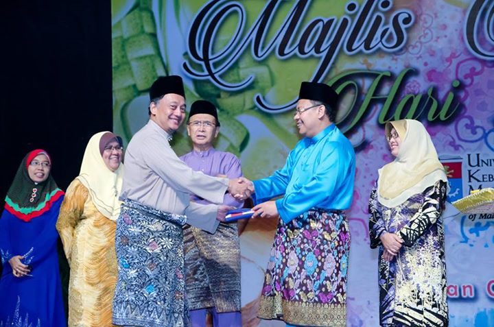 Majlis Penyerahan Sumbangan Hari Raya 2